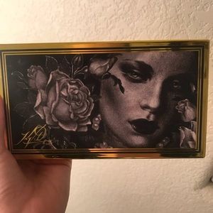 Kat Von D 10th Anniversary Palette